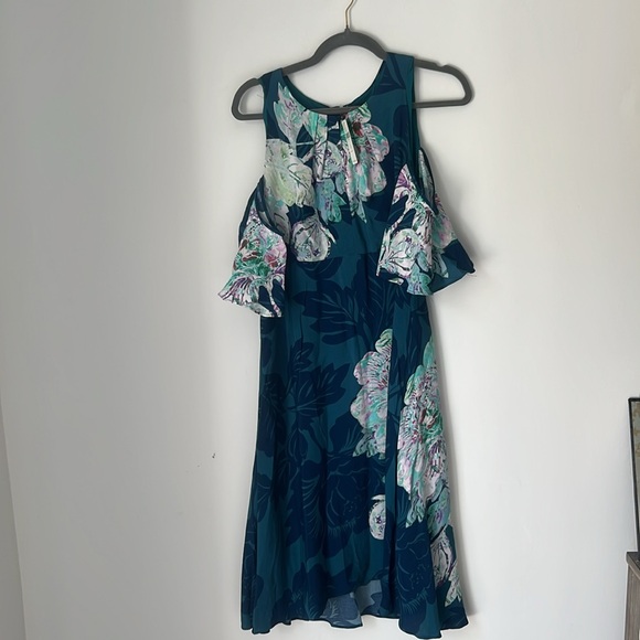 Anthropologie Maeve Elia Cold Shoulder Dress - Picture 3 of 9